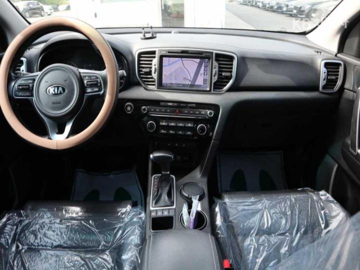 Kia Sportage Diesel 2.0 2WD Prestige 7