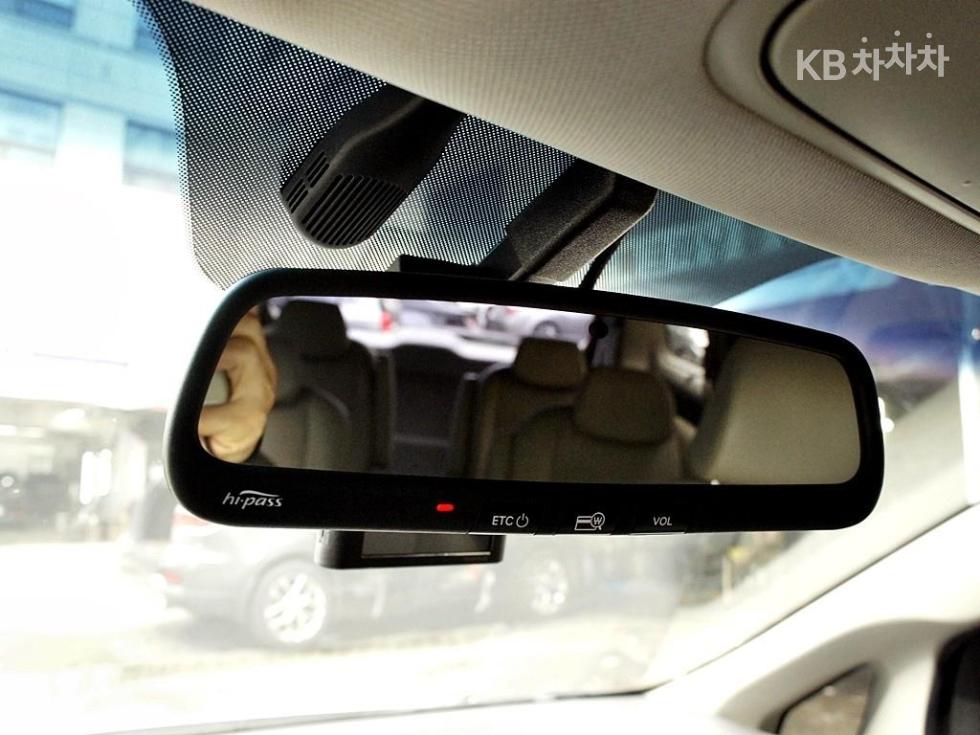 2017 - kia carnival