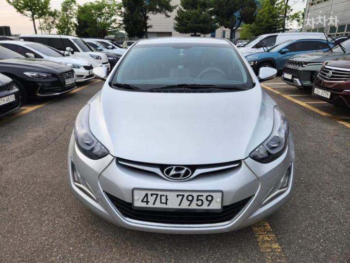 Hyundai Avante 1.6 GDi Modern Base Type 2
