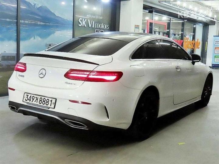 Mercedes-Benz E-Class W213 E400 COUPE 5