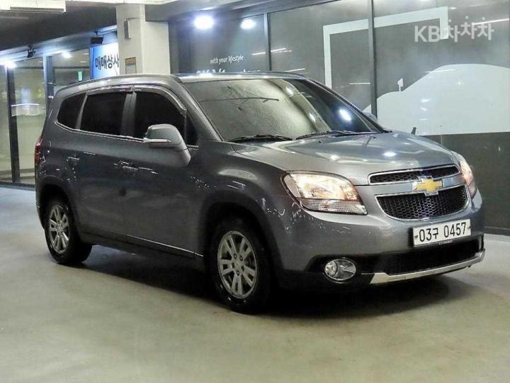 Chevrolet Orlando LPG LT Premium 2