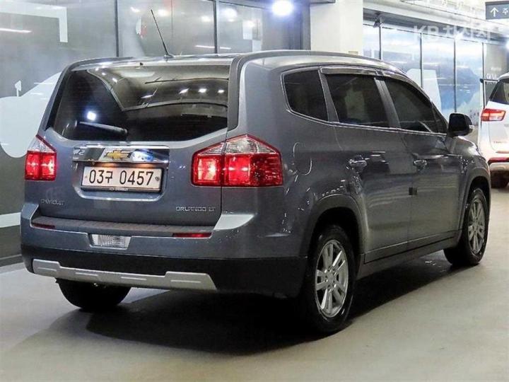 Chevrolet Orlando LPG LT Premium 5