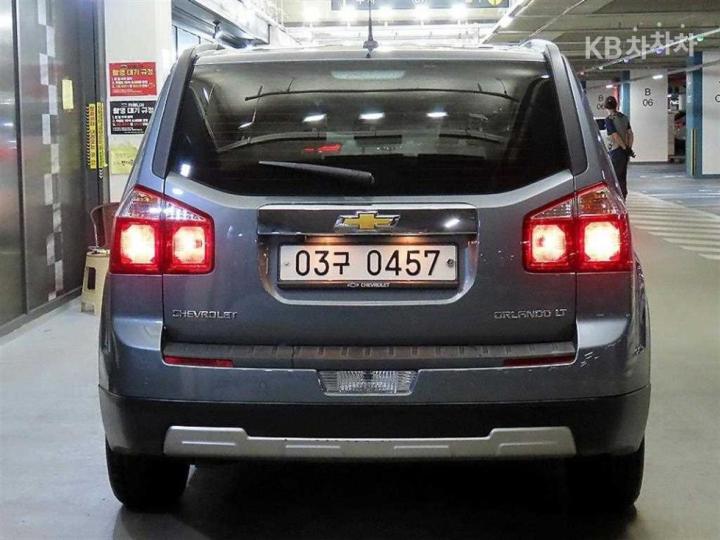 Chevrolet Orlando LPG LT Premium 6