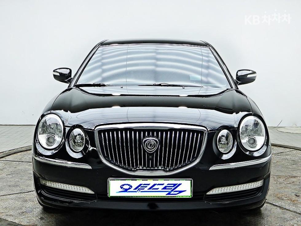 2011 kia opirus