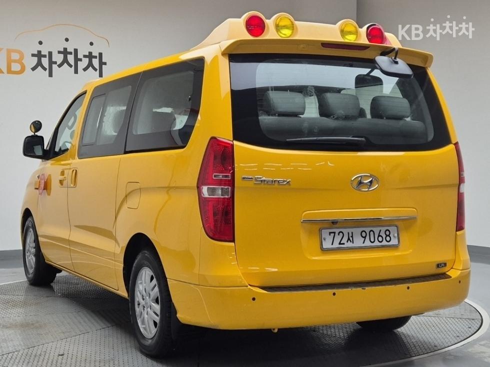 Hyundai Starex — miniaturë 2