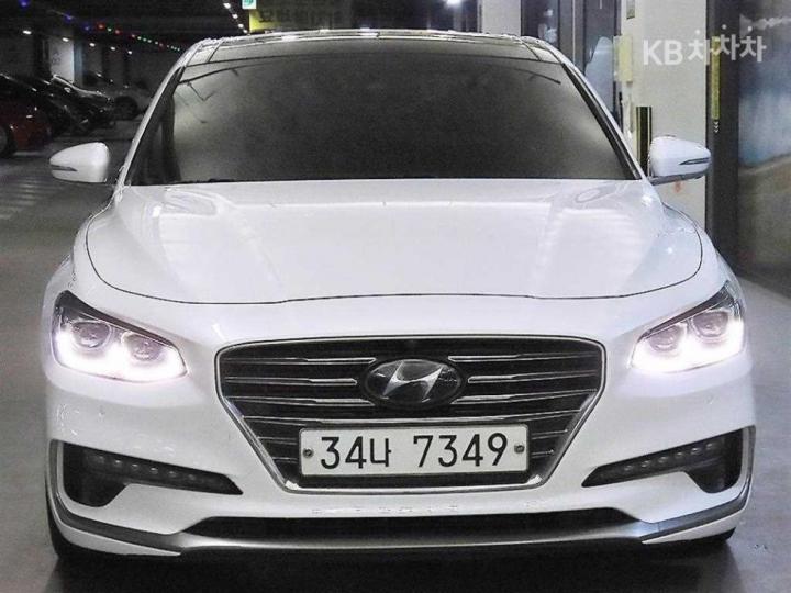 Hyundai Grandeur IG 2.4 Premium Special 3