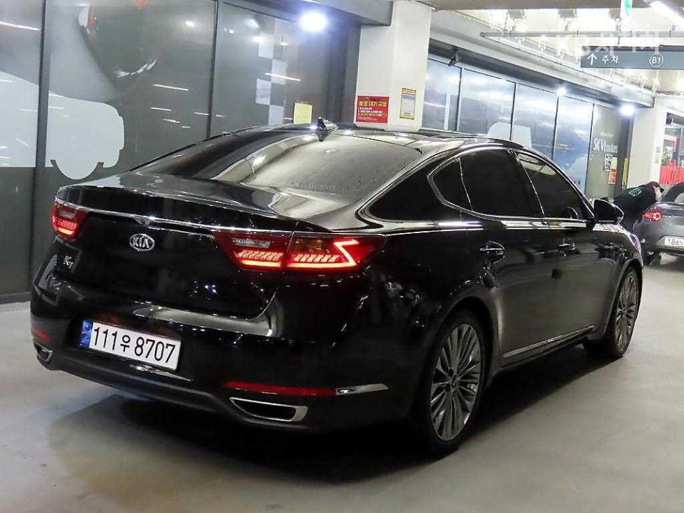 2017 - kia k7