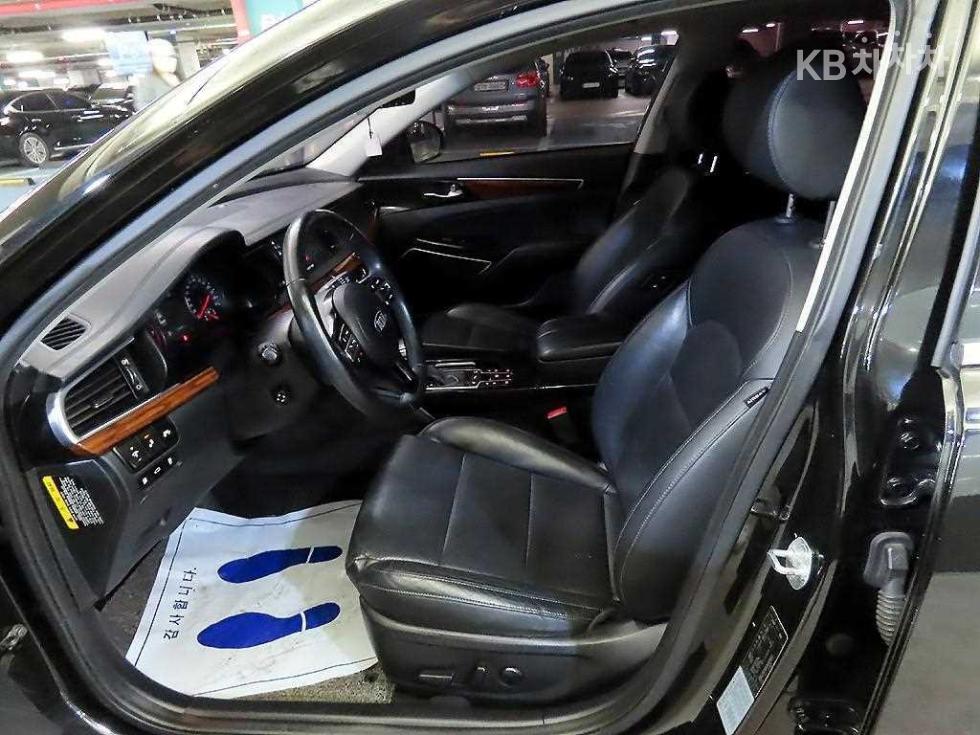 2017 - kia k7