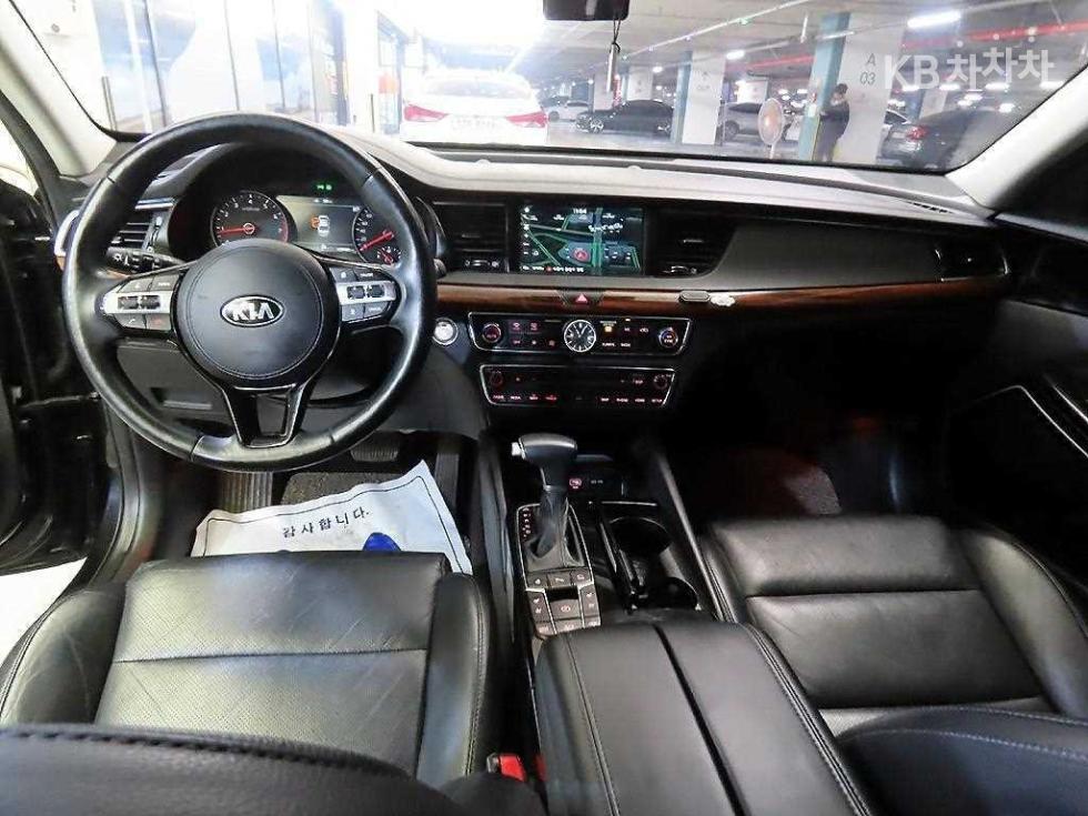 2017 - kia k7