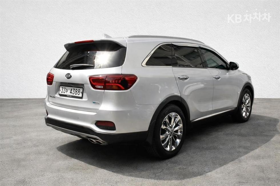 2020 - kia sorento