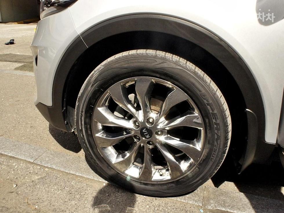 2020 - kia sorento