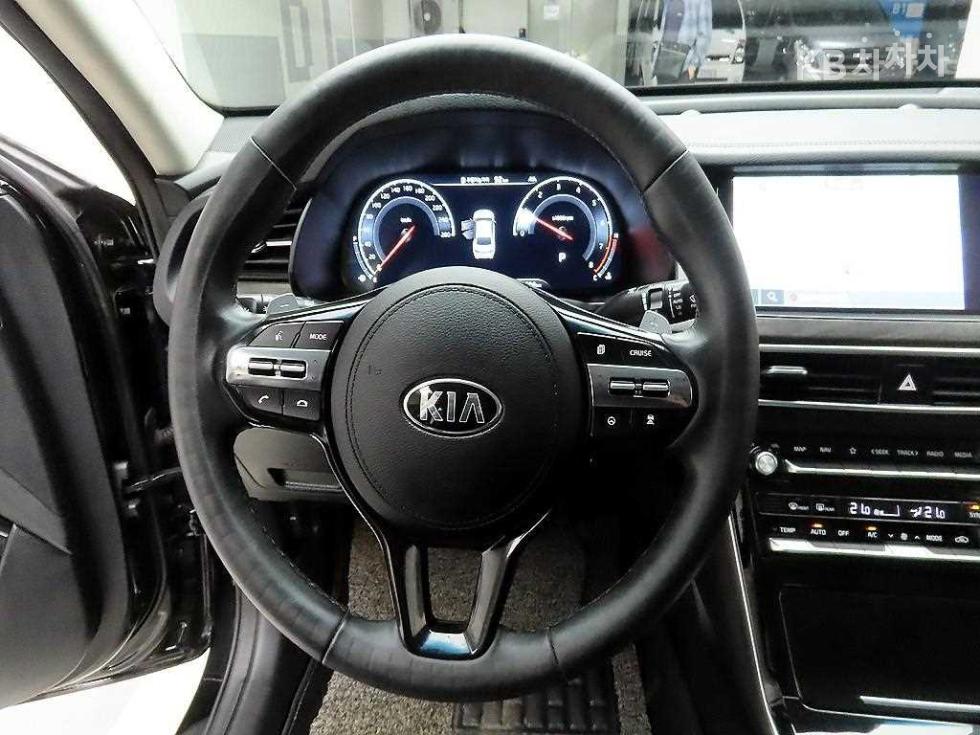 2020 - kia k7