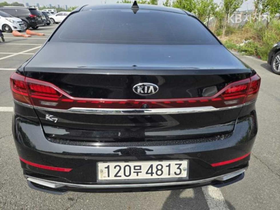 2020 - kia k7