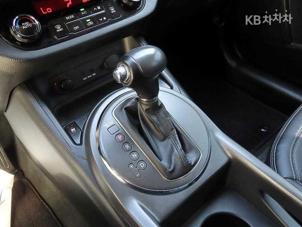 2013 - kia sportage