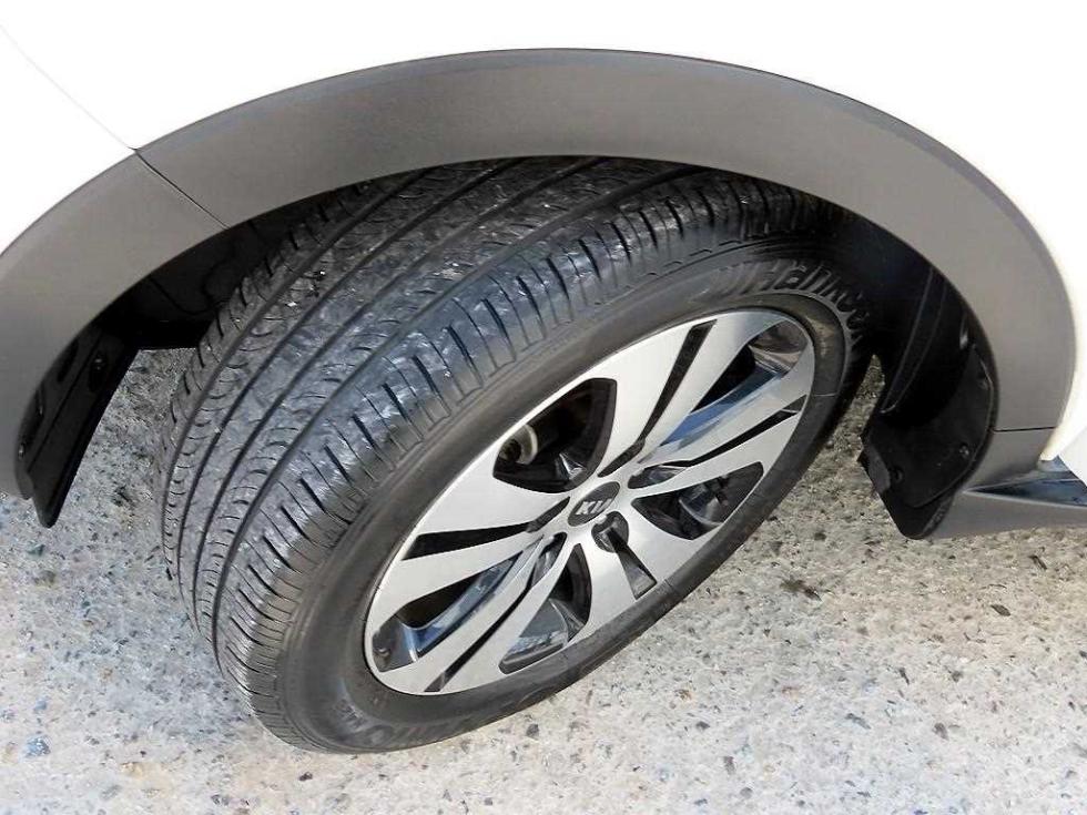 2013 - kia sportage
