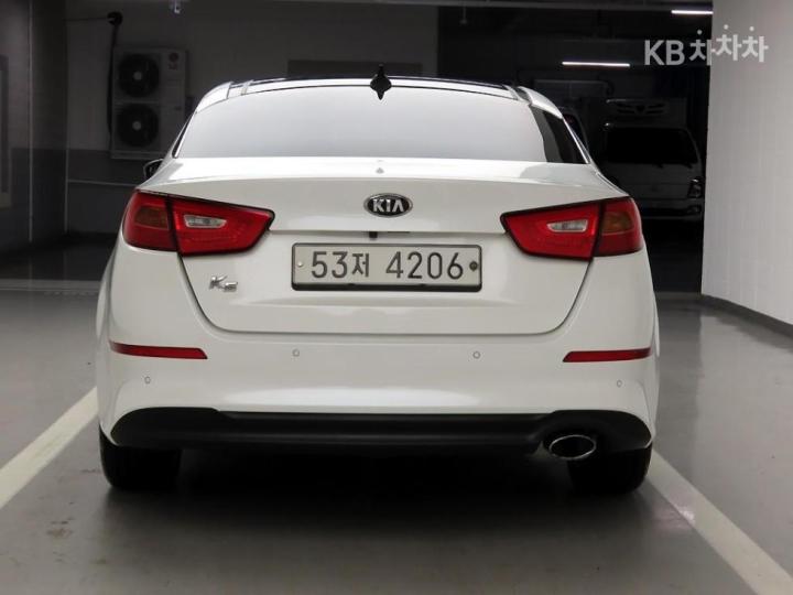 Kia K5 Luxury Trendy 5