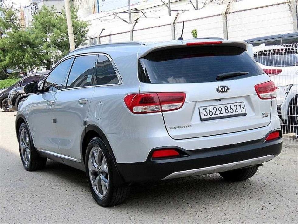 2016 - kia sorento