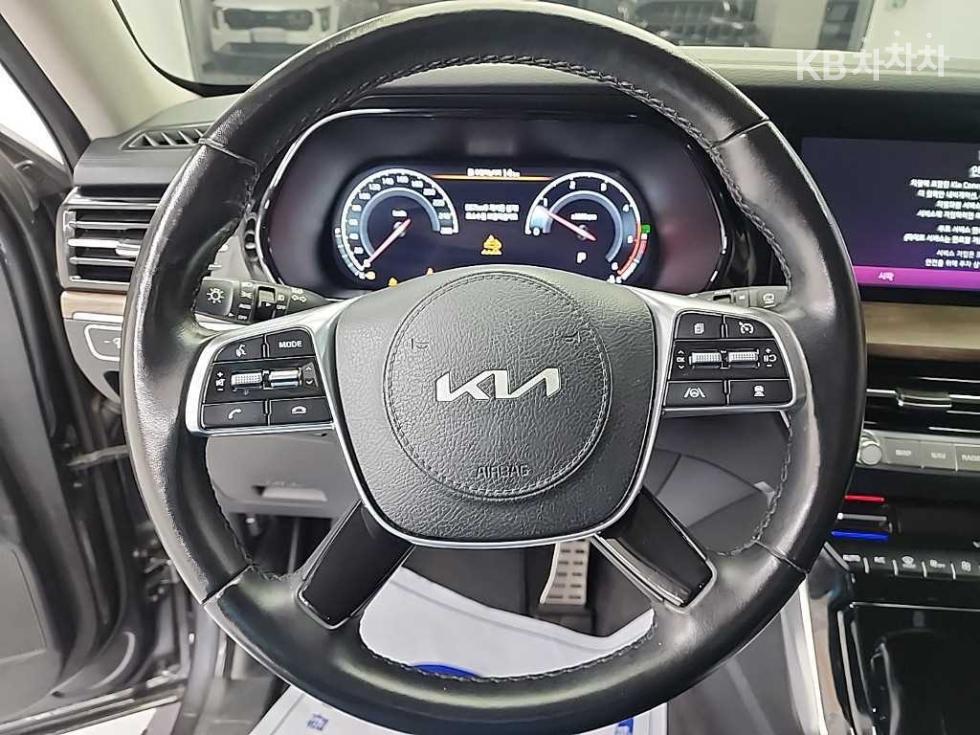 2022 - kia mohave