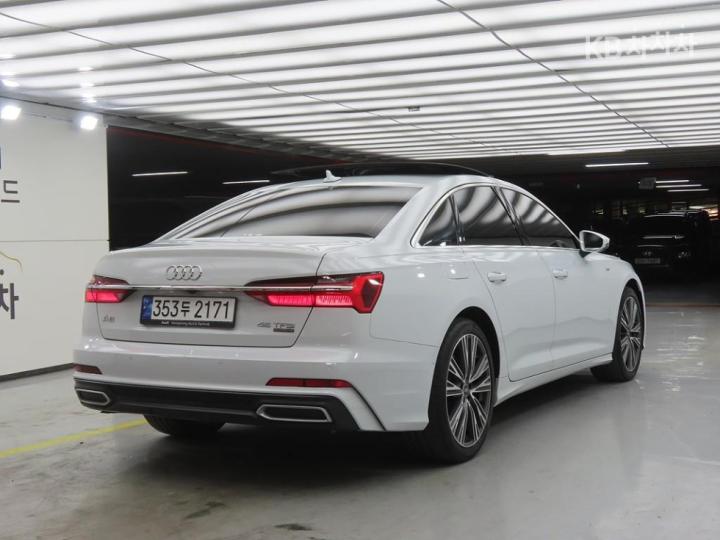 Audi A6 C8 45 TFSI Quattro Premium — фото 4
