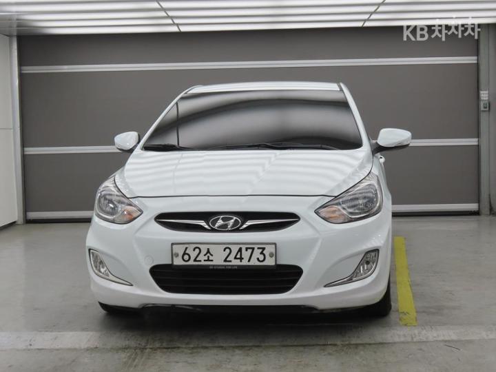Hyundai Accent New 1.6 GDi Modern 3