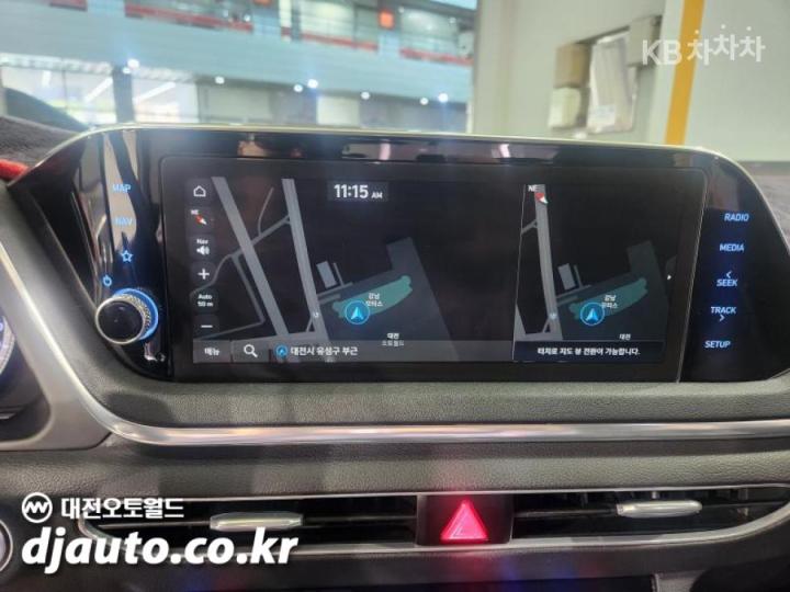 Hyundai Sonata DN8 2.0 Premium Family 10