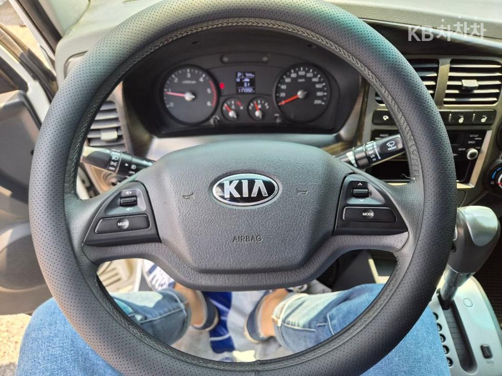 2019 - kia bongo iii