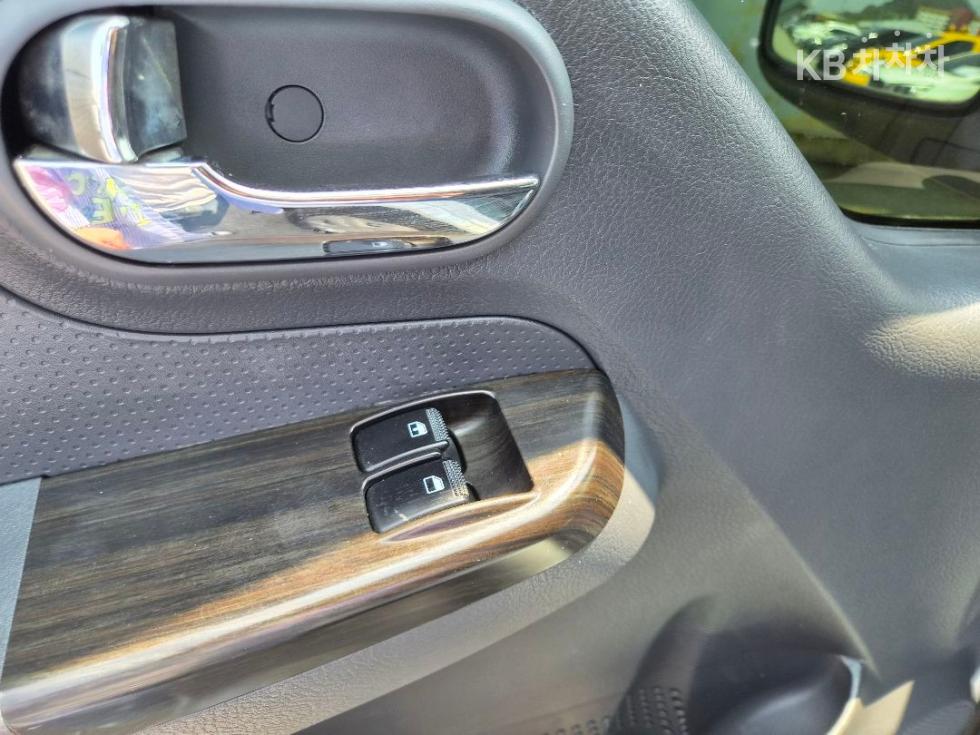 2019 - kia bongo iii