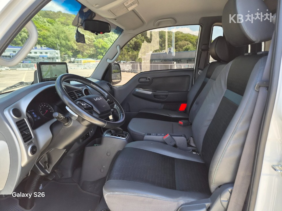 2022 - kia bongo iii