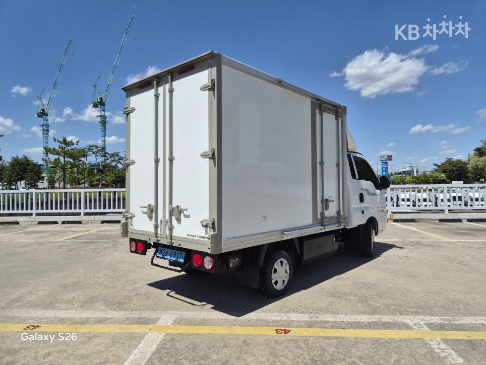 2022 - kia bongo iii