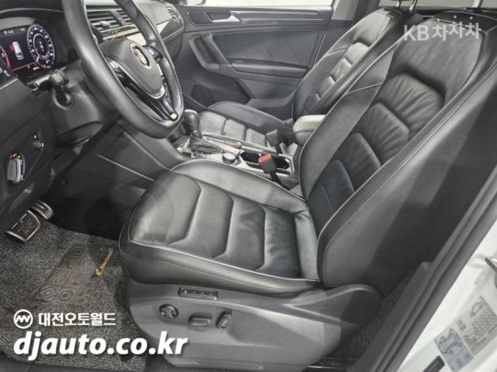 Volkswagen Tiguan 2.0 TDI 4Motion Prestige 9