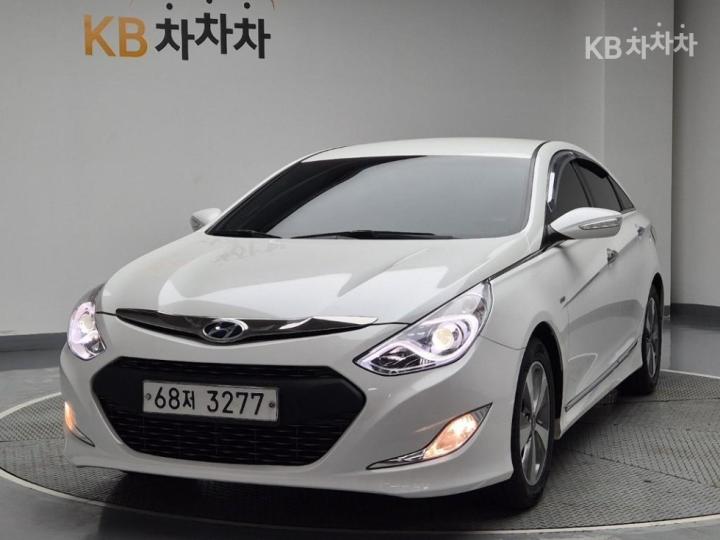 Hyundai Sonata Hybrid 2.0 Royal