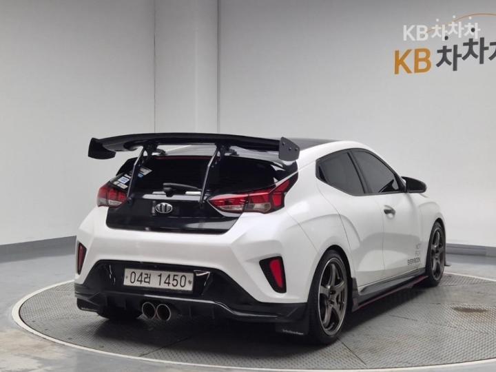 Hyundai Veloster JS 1.6 T-GDi Sport Core 4
