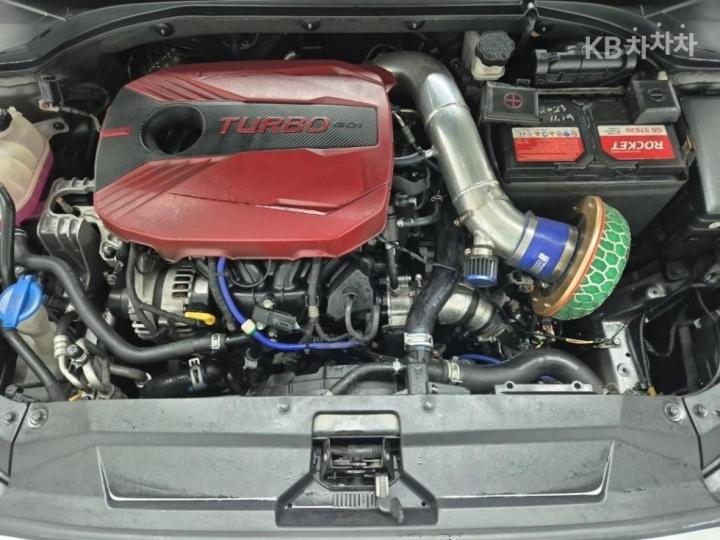 Hyundai Veloster JS 1.6 T-GDi Sport Core 6