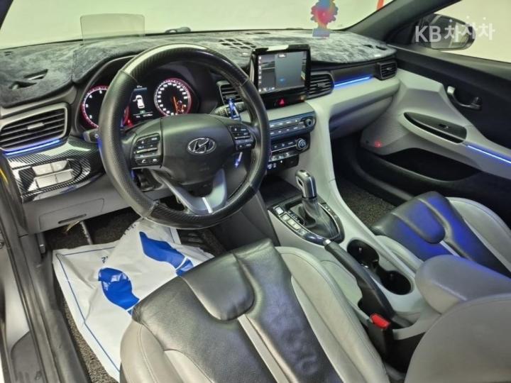 Hyundai Veloster JS 1.6 T-GDi Sport Core 9
