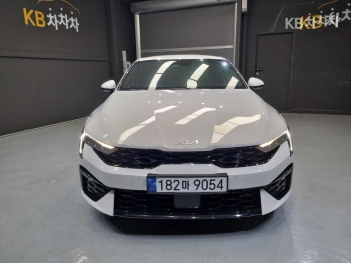 Kia K5 2.0 LPG 렌터카 — foto 1