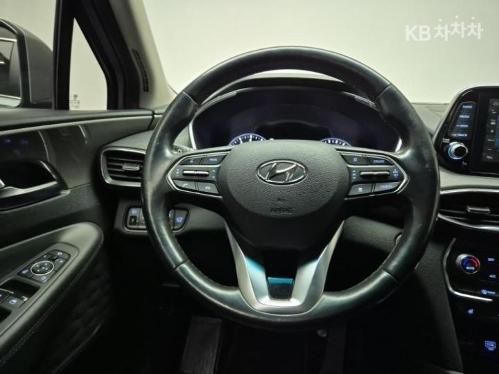 Hyundai Santa Fe TM Gasoline 2.0T 4WD Exclusive Special 10