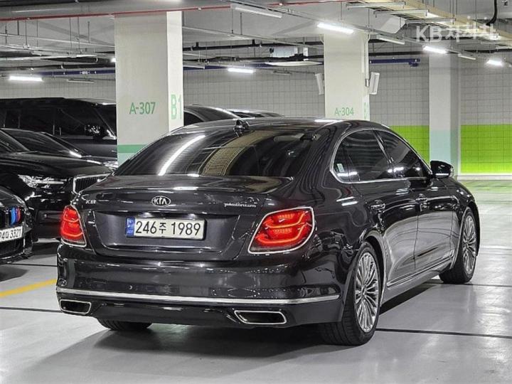 Kia K9 — miniaturë 2
