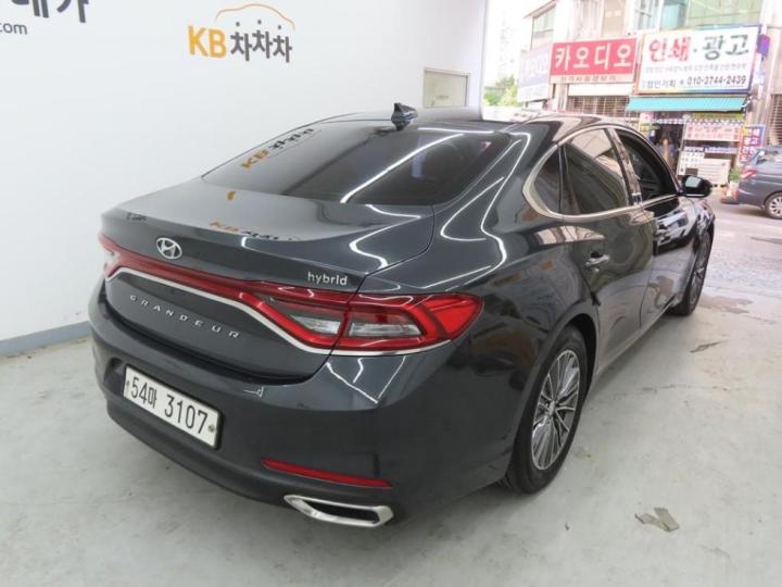 Hyundai Grandeur IG Hybrid Exclusive Special 4