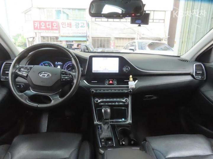 Hyundai Grandeur IG Hybrid Exclusive Special 8