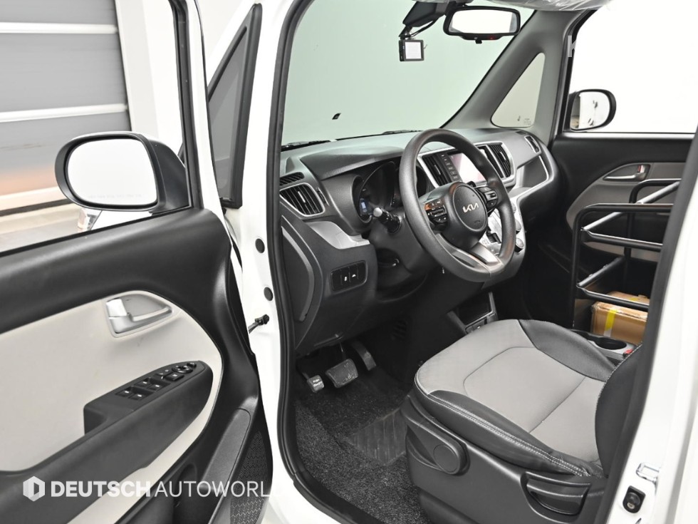 2022 - kia ray