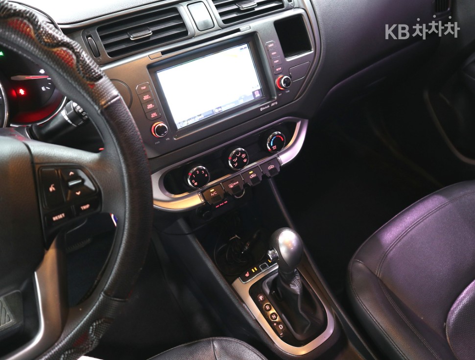 2013 - kia pride