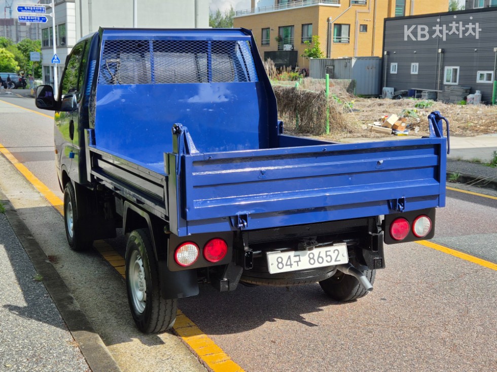2016 - kia bongo iii