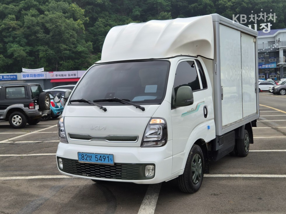 2023 - kia bongo iii
