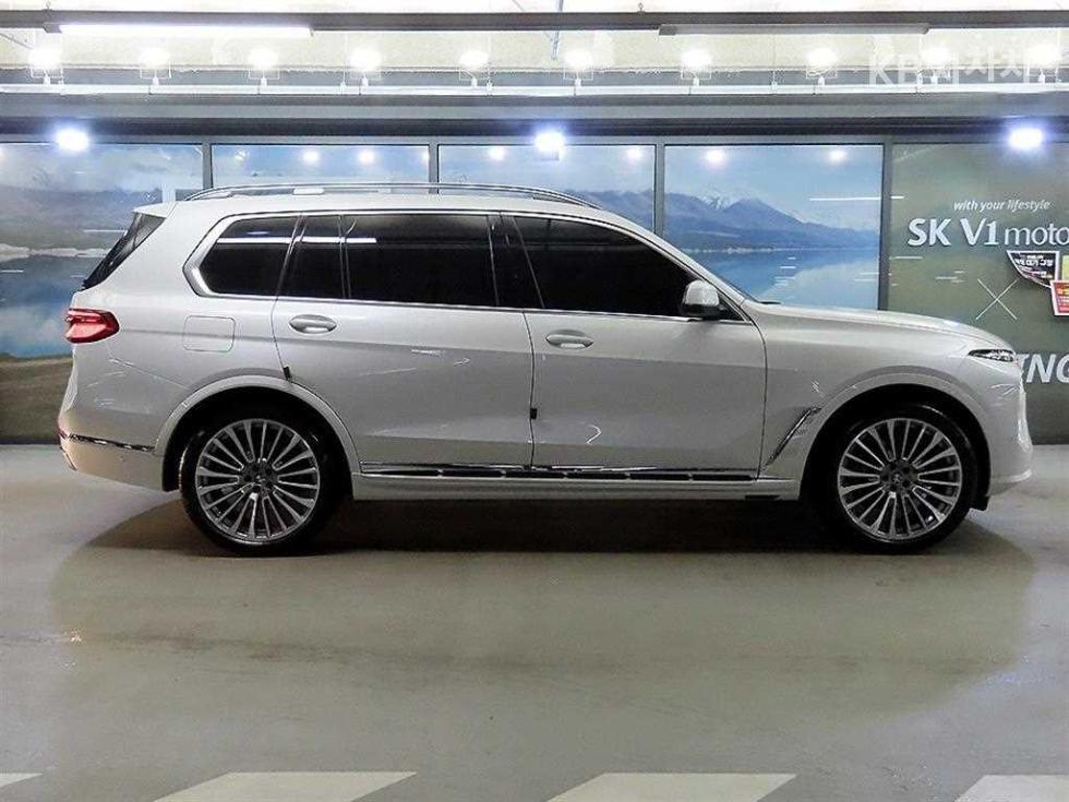 BMW X7 — miniaturë 3