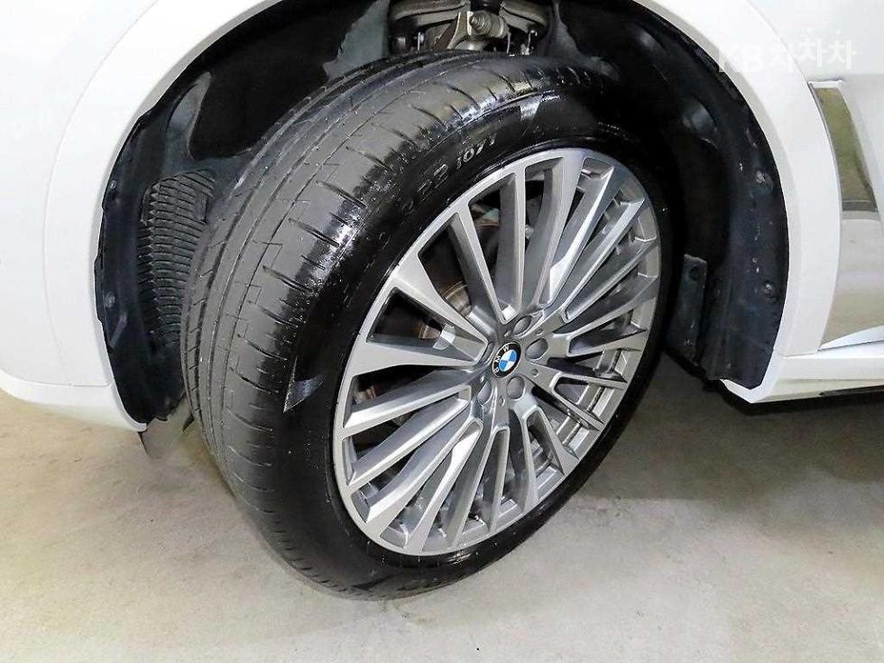 BMW X7 — miniaturë 20