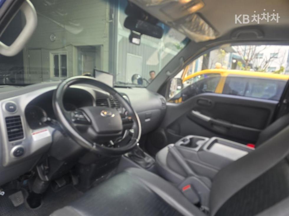 2020 - kia bongo iii