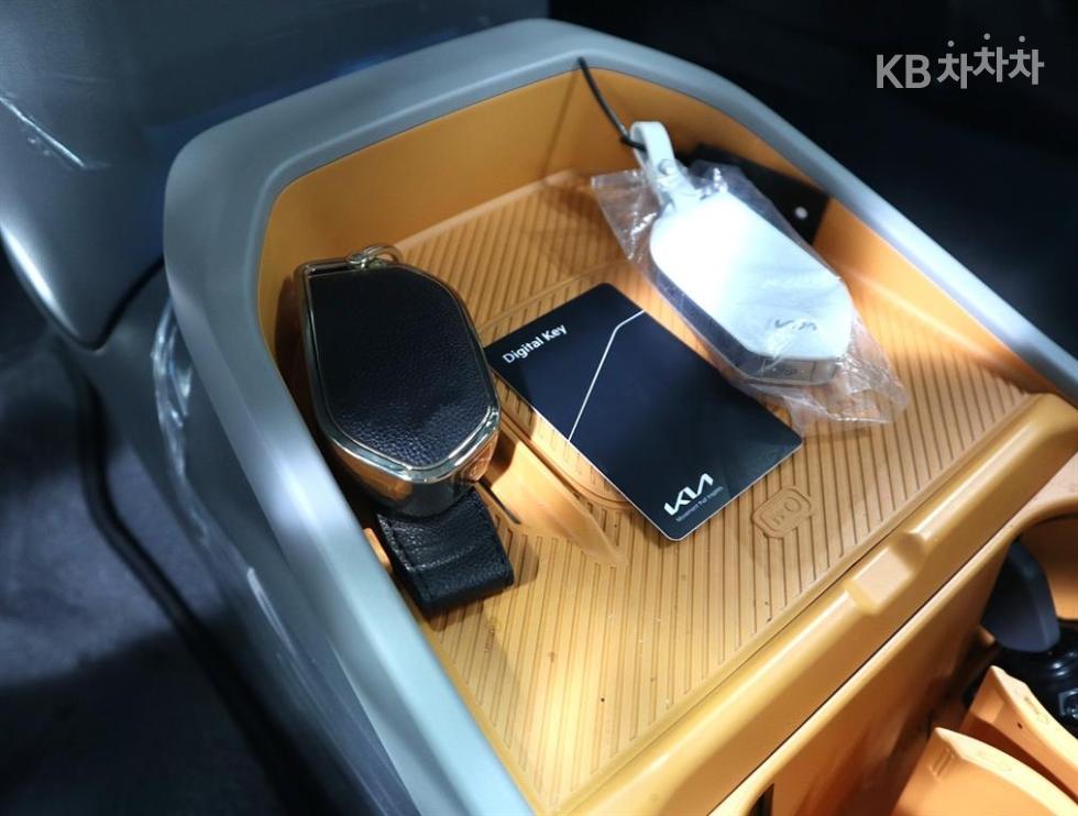2025 - kia ev3