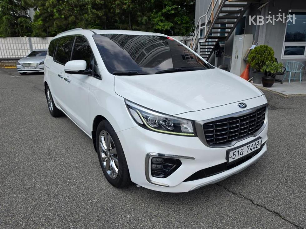 2019 - kia carnival