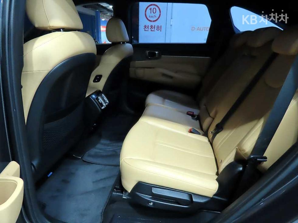 2021 - kia sorento