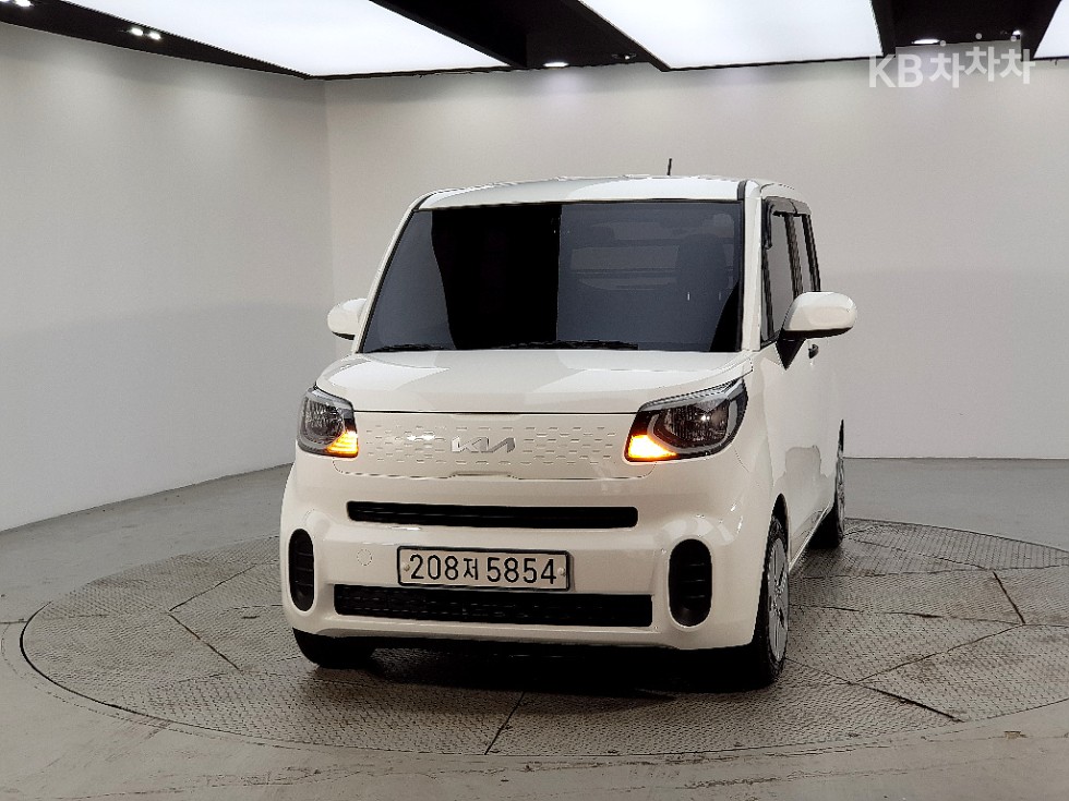 2022 - kia ray